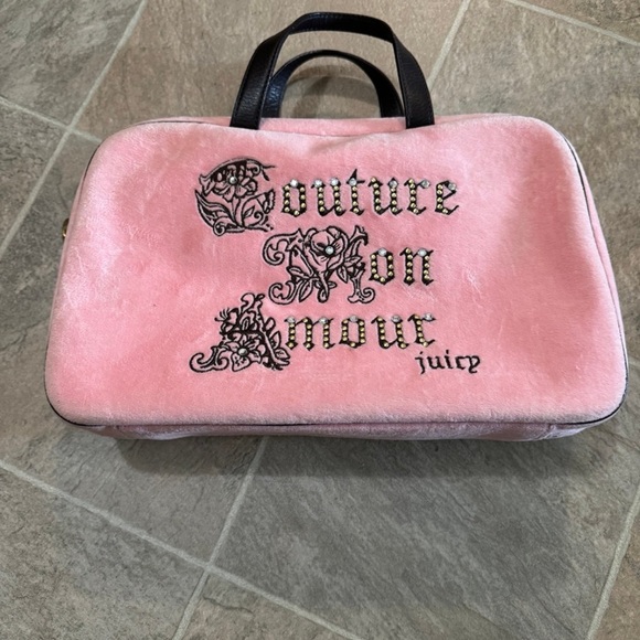 Vintage Y2K Juicy Couture Once Upon A Time Baby Pink Makeup Bag and Travel Case - Picture 6 of 12